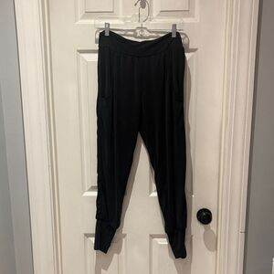 ZYIA Black Women's Joggers SZ medium